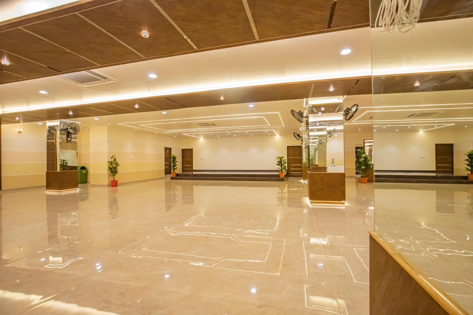 Myspace Kadison Davanagere Exterior photo